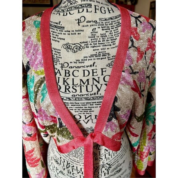 Dolce Cabo Floral Halter Blouse - Picture 1 of 9